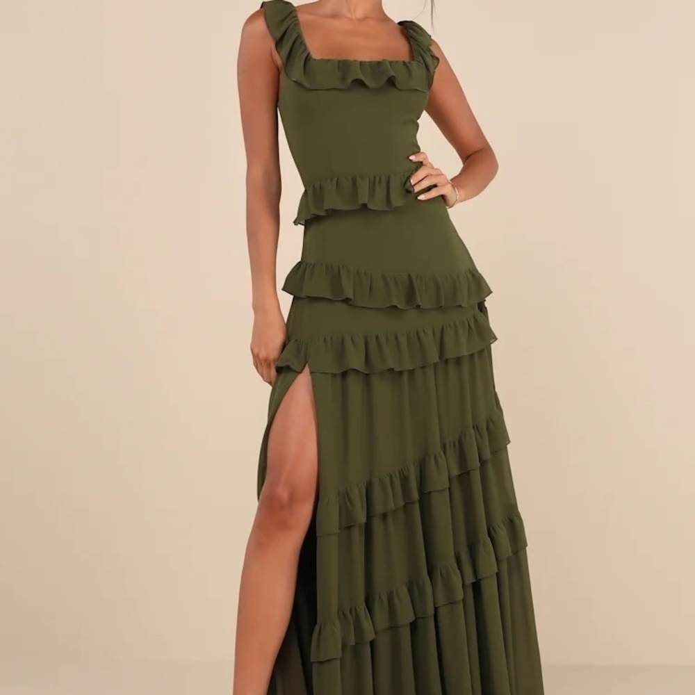 Lulu's Compelling Romantic Olive Green Ruffled Tiered Maxi Dress Medium NWT